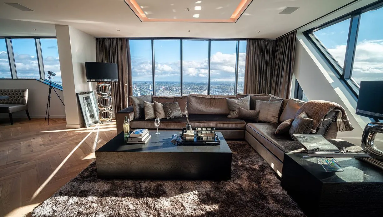 Penthouse in Den Haag met zithoek van HC Interiors